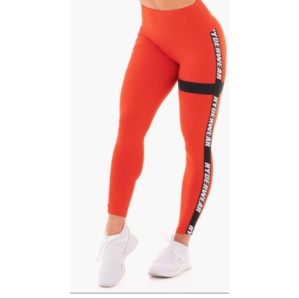 Courtside Scrunch Bum Leggings